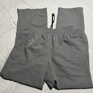 Under Armour light-weight workout Pants